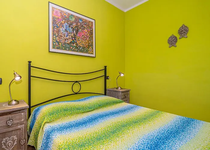 Master In 6 To 8 Persons With Large Private Garden *