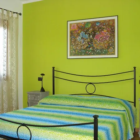 شقة Master In 6 To 8 Persons With Large Private Garden كابوليفيري