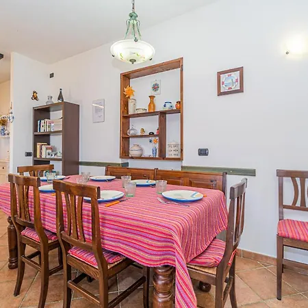 Apartman Master In 6 To 8 Persons With Large Private Garden Capoliveri