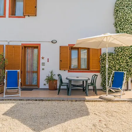 Master In 6 To 8 Persons With Large Private Garden *