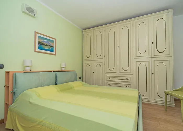 Master In 6 To 8 Persons With Large Private Garden * Capoliveri